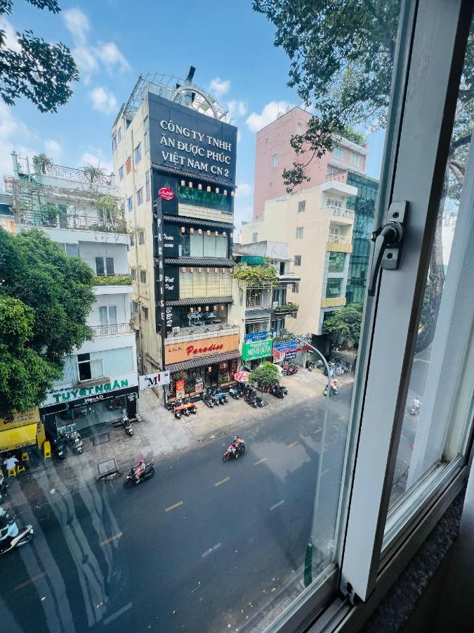 Lucasta Saigon Hotel Хошимин Екстериор снимка