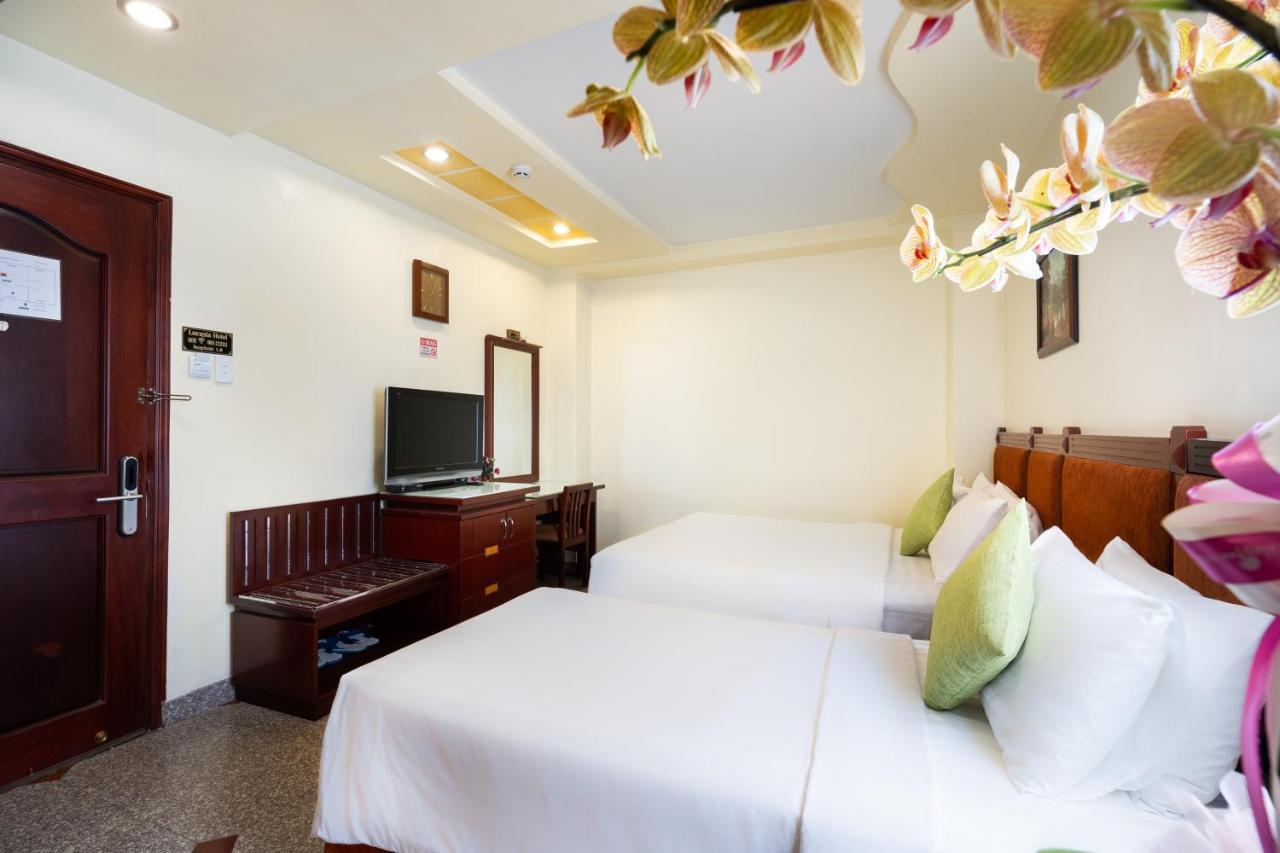 Lucasta Saigon Hotel Хошимин Екстериор снимка