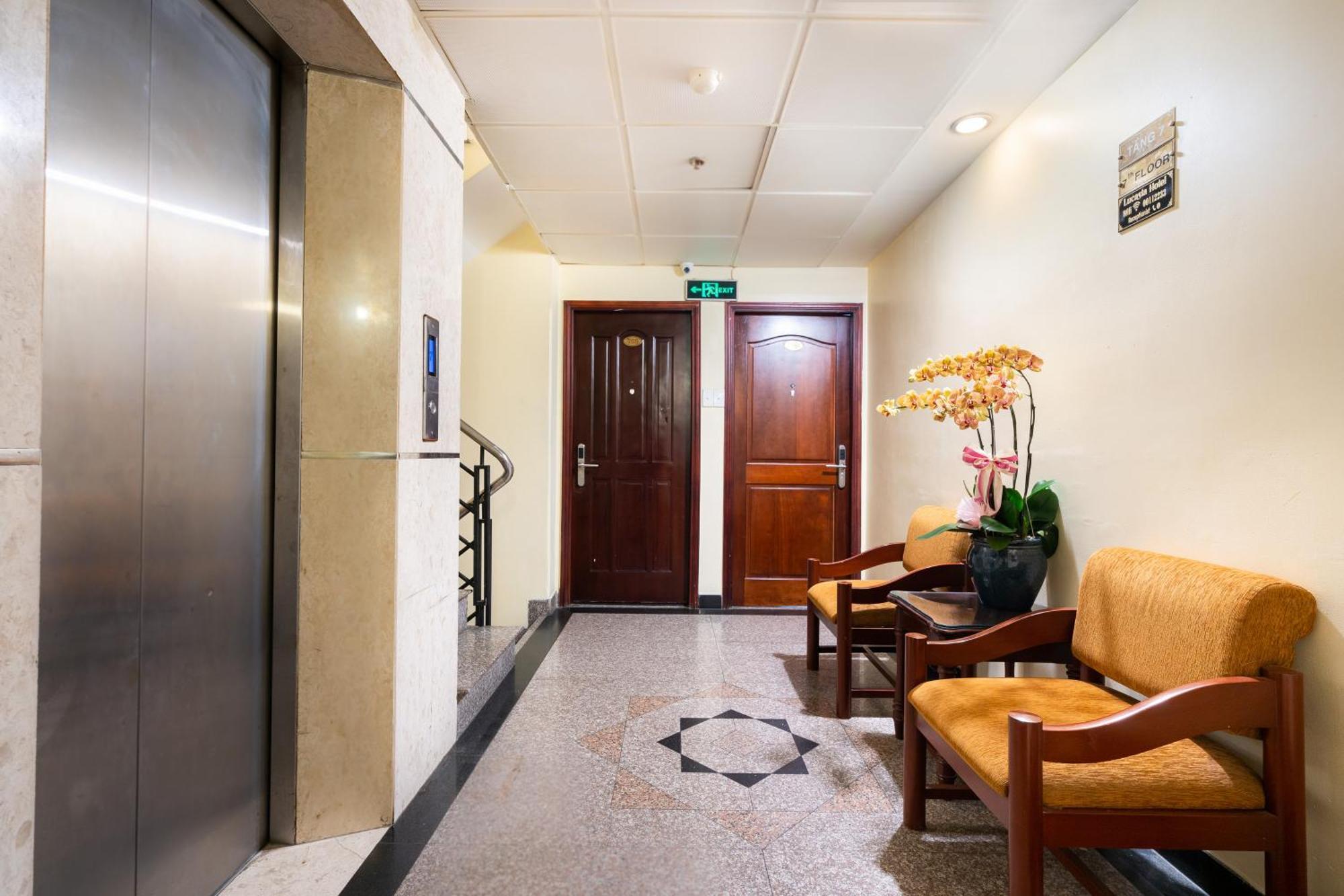 Lucasta Saigon Hotel Хошимин Екстериор снимка